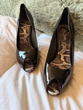 Black Patent Peep-Toe Heels with Snakeskin Insole